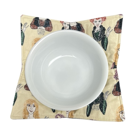 Hand Crafted Bowl Cozy Bowl Holder Microwavable  Cotton Padded Hocus Pocus Witch - Picture 9 of 10
